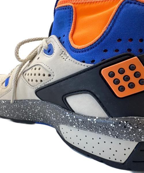 NIKE ACG（ナイキエーシージー）NIKE ACG (ナイキエーシージー) NIKE ACG　スニーカー ベージュ×ブルー×オレンジ サイズ:24.5の古着・服飾アイテム