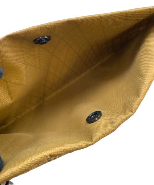 THE NORTH FACE（ザ ノース フェイス）THE NORTH FACE (ザ ノース フェイス) THE NORTH FACE　ショルダーポーチ カーキ 未使用品の古着・服飾アイテム