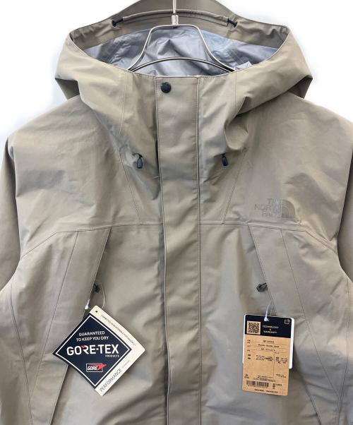 THE NORTH FACE（ザ ノース フェイス）THE NORTH FACE (ザ ノース フェイス) THE NORTH FACE　マウンテンラウンダージャケット ベージュ サイズ:XL 未使用品の古着・服飾アイテム