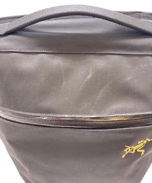 ARC'TERYX（アークテリクス）ARC'TERYX (アークテリクス) ARC'TERYX　Arro 8 Shoulder Bag　ショルダーバッグ ブラックの古着・服飾アイテム