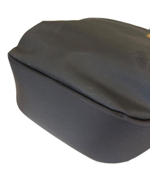 ARC'TERYX（アークテリクス）ARC'TERYX (アークテリクス) ARC'TERYX　Arro 8 Shoulder Bag　ショルダーバッグ ブラックの古着・服飾アイテム