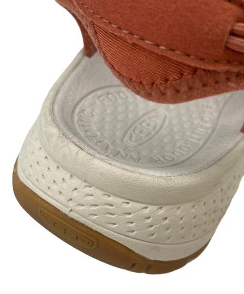 KEEN（キーン）KEEN (キーン) KEEN UNEEK ASTORIA W  サンダル ブラウン サイズ:25の古着・服飾アイテム