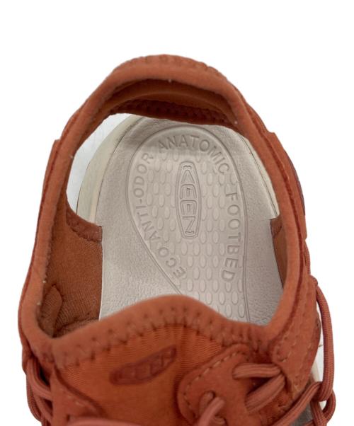 KEEN（キーン）KEEN (キーン) KEEN UNEEK ASTORIA W  サンダル ブラウン サイズ:25の古着・服飾アイテム