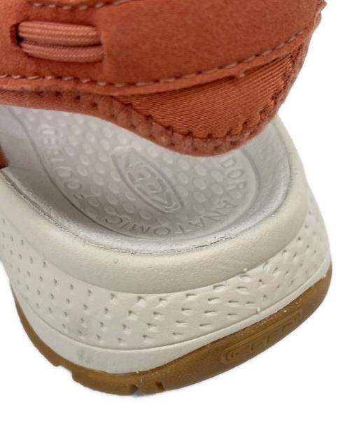 KEEN（キーン）KEEN (キーン) KEEN UNEEK ASTORIA W  サンダル ブラウン サイズ:25の古着・服飾アイテム