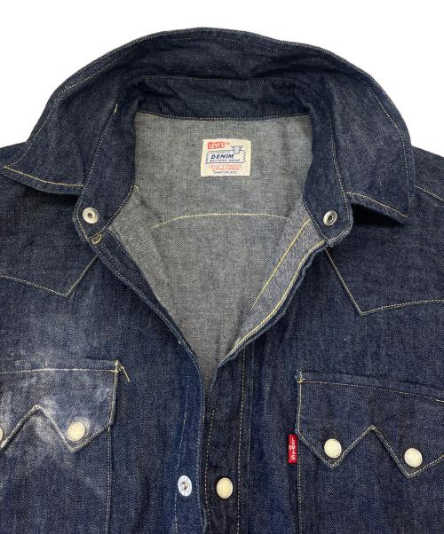 LEVI'S VINTAGE CLOTHING（リーバイス ビンテージ クロージング）LEVI'S VINTAGE CLOTHING (リーバイス ビンテージ クロージング) LEVI'S VINTAGE CLOTHING　ショートホーン復刻モデル　90sウェスタンシャツ 米国バレンシア工場製 ネイビー サイズ:Mの古着・服飾アイテム