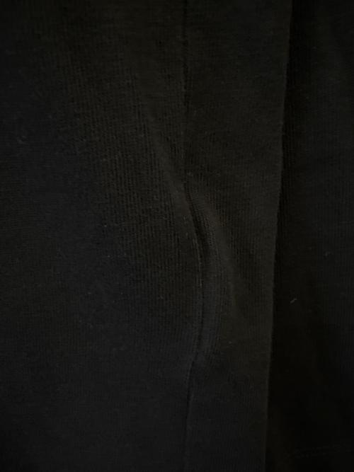 MONCLER（モンクレール）MONCLER (モンクレール) MONCLER　LS TSHIRT　長袖カットソー ブラック サイズ:Mの古着・服飾アイテム