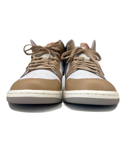 NIKE（ナイキ）NIKE (ナイキ) NIKE  AIR JORDAN1 MID ベージュ×ホワイト サイズ:30.5の古着・服飾アイテム