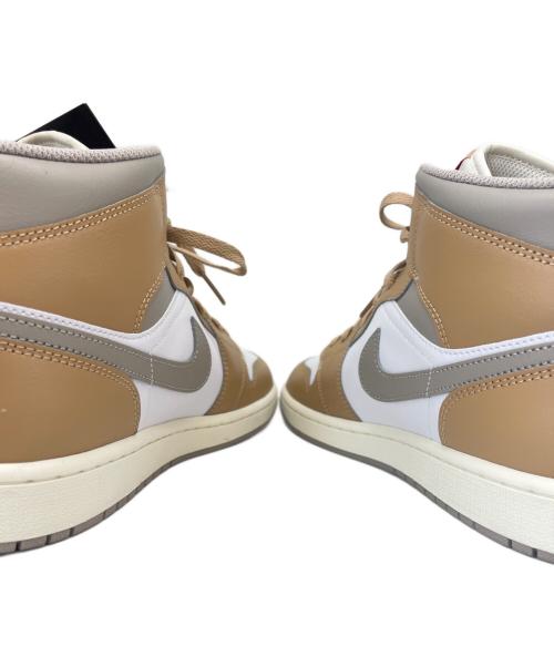 NIKE（ナイキ）NIKE (ナイキ) NIKE  AIR JORDAN1 MID ベージュ×ホワイト サイズ:30.5の古着・服飾アイテム