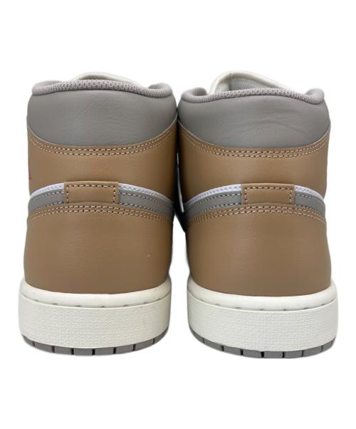 NIKE（ナイキ）NIKE (ナイキ) NIKE  AIR JORDAN1 MID ベージュ×ホワイト サイズ:30.5の古着・服飾アイテム
