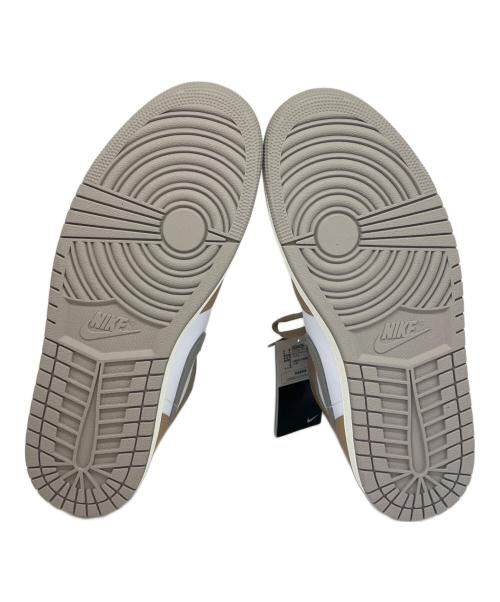 NIKE（ナイキ）NIKE (ナイキ) NIKE  AIR JORDAN1 MID ベージュ×ホワイト サイズ:30.5の古着・服飾アイテム