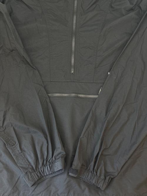 THE NORTH FACE（ザ ノース フェイス）THE NORTH FACE (ザ ノース フェイス) THE NORTH FACE　アノラックパーカー ブラック サイズ:XLの古着・服飾アイテム