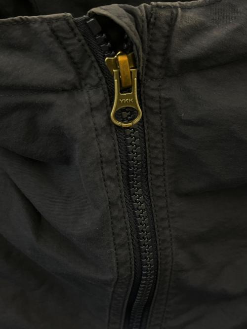 THE NORTH FACE（ザ ノース フェイス）THE NORTH FACE (ザ ノース フェイス) THE NORTH FACE　ナイロンジャケット ネイビー サイズ:Mの古着・服飾アイテム