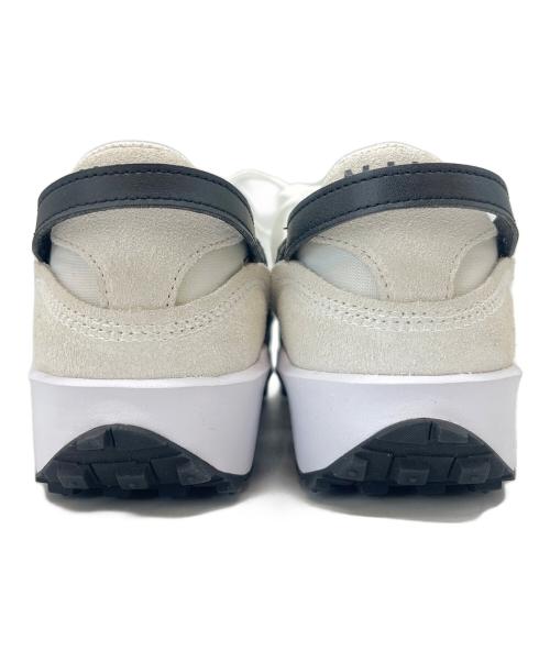NIKE（ナイキ）NIKE (ナイキ) NIKE スニーカー ホワイト×ブラック サイズ:24.0の古着・服飾アイテム