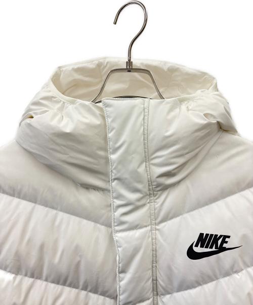 NIKE（ナイキ）NIKE (ナイキ) NIKE　ダウンコート ホワイト サイズ:XLの古着・服飾アイテム