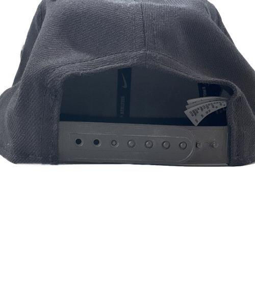 NIKE（ナイキ）NIKE (ナイキ) NIKE　DOVER STREET MARKET パイソンレザー　キャップ　 ブラック サイズ:56cmの古着・服飾アイテム