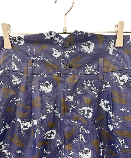 TOGA PULLA（トーガ プルラ）TOGA PULLA (トーガ プルラ) TOGA PULLA　ポリエステルメッシュプリントショートパンツ　ショートパンツ ネイビー サイズ:36の古着・服飾アイテム