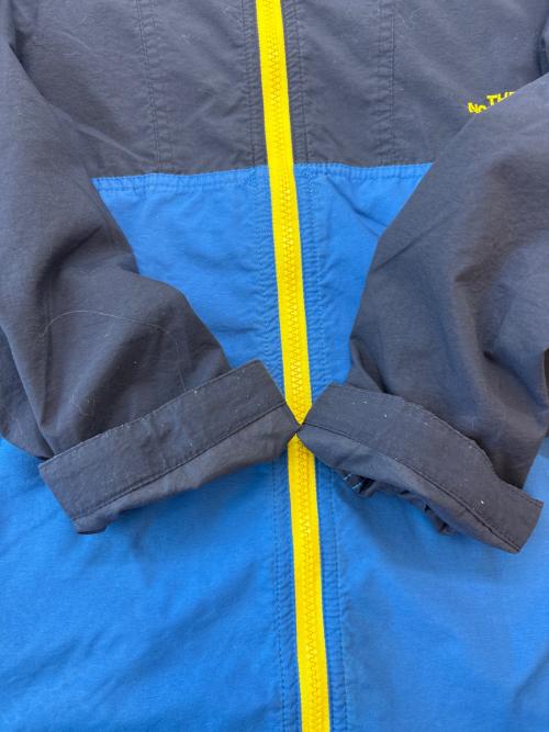 THE NORTH FACE（ザ ノース フェイス）THE NORTH FACE (ザ ノース フェイス) THE NORTH FACE　ナイロンパーカー ネイビー×ブルー サイズ:XLの古着・服飾アイテム