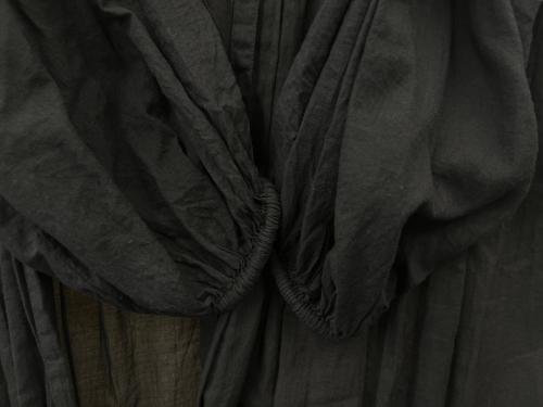 ne quittez pas（ヌキテパ）ne quittez pas (ヌキテパ) ne quittez pas　薄手ロングカーディガン ブラック サイズ:記載なしの古着・服飾アイテム