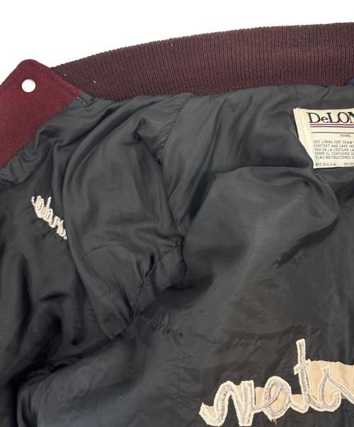 DeLong（-）DeLong (-) DeLONG　スタジャン レッド サイズ:Sの古着・服飾アイテム
