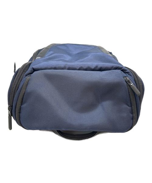 VICTORINOX（ビクトリノックス）VICTORINOX (ビクトリノックス) アルトモント プロフェッショナル エッセンシャル ラップトップ バックパック　バックパック ネイビーの古着・服飾アイテム