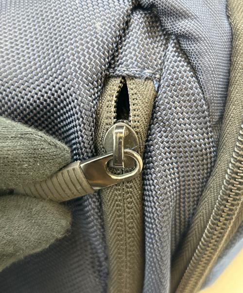 VICTORINOX（ビクトリノックス）VICTORINOX (ビクトリノックス) アルトモント プロフェッショナル エッセンシャル ラップトップ バックパック　バックパック ネイビーの古着・服飾アイテム