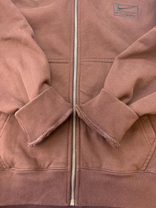 NIKE（ナイキ）NIKE (ナイキ) stussy (ステューシー) NIKE　stussy　Stone Washed Fleece Zip Hoodie　ジップパーカー ブラウン サイズ:Lの古着・服飾アイテム