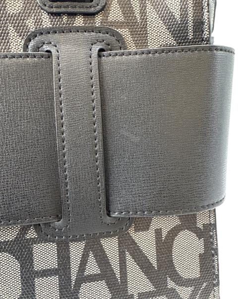ARMANI EXCHANGE（アルマーニ エクスチェンジ）ARMANI EXCHANGE (アルマーニ エクスチェンジ) ARMANI EXCHANGE　BOXロゴバックル ミニハンドバッグ　ハンドバッグの古着・服飾アイテム