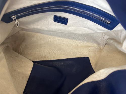 LOEWE（ロエベ）LOEWE (ロエベ) LOEWE　フラメンコ ホーボー　レザーハンドバッグ ネイビーの古着・服飾アイテム