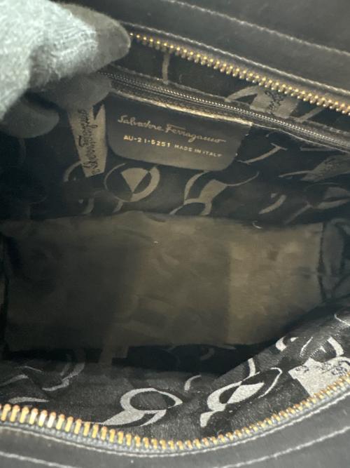 Salvatore Ferragamo（サルヴァトーレ フェラガモ）Salvatore Ferragamo (サルヴァトーレ フェラガモ) Salvatore Ferragamo　ハンドバッグ ブラックの古着・服飾アイテム