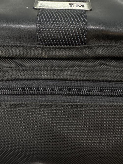 TUMI（トゥミ）TUMI (トゥミ) TUMI　Alpha Bravo　サーヴィス　クロスボディバッグ ブラックの古着・服飾アイテム