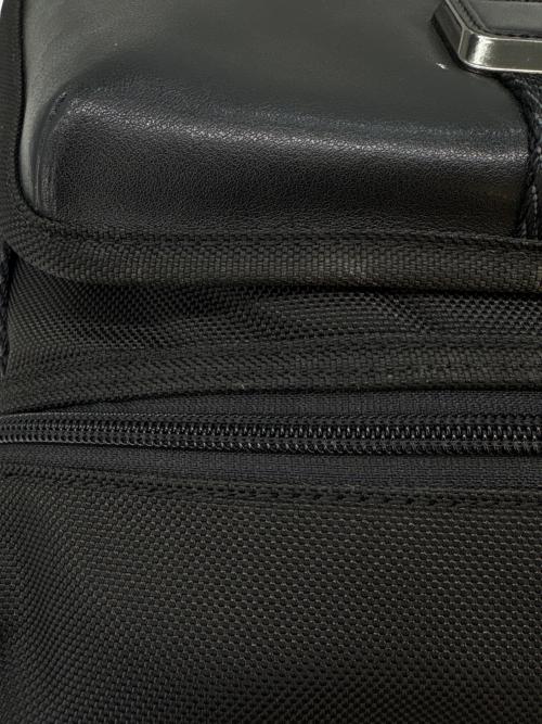 TUMI（トゥミ）TUMI (トゥミ) TUMI　Alpha Bravo　サーヴィス　クロスボディバッグ ブラックの古着・服飾アイテム