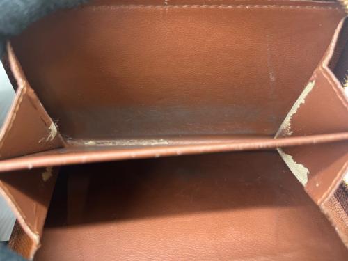 LOUIS VUITTON（ルイ ヴィトン）LOUIS VUITTON (ルイ ヴィトン) LOUIS VUITTON　モノグラム　ポルトモネ・ジップ2つ折り財布 ブラウンの古着・服飾アイテム
