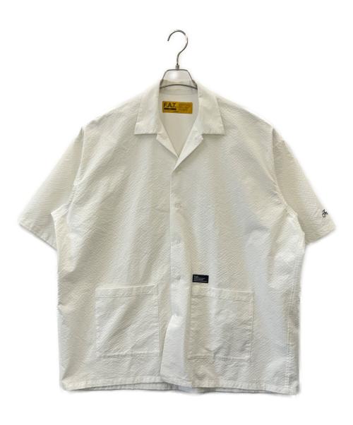 FAT（エフエーティー）FAT (エフエーティー) FAT　GIGGASUCKER　半袖シャツ ホワイト サイズ:不明の古着・服飾アイテム