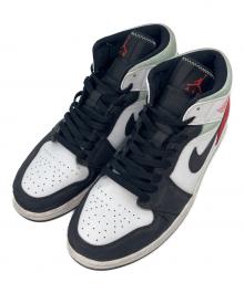 NIKE（ナイキ）の古着「NIKE  Air Jordan 1 Mid SE  ハイカットスニーカー」｜ホワイト×ブラック×レッド