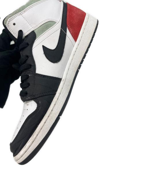 NIKE（ナイキ）NIKE (ナイキ) NIKE  Air Jordan 1 Mid SE  ハイカットスニーカー ホワイト×ブラック×レッド サイズ:29の古着・服飾アイテム