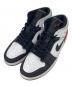 NIKE（ナイキ）の古着「NIKE  Air Jordan 1 Mid SE  ハイカットスニーカー」｜ホワイト×ブラック×レッド