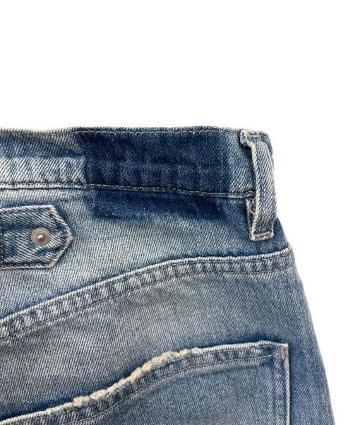 Maison Margiela（メゾンマルジェラ）Maison Margiela (メゾンマルジェラ) Maison Margiela　ダメージ加工バックルジーンズ インディゴ サイズ:31の古着・服飾アイテム