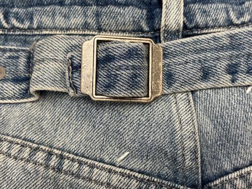 Maison Margiela（メゾンマルジェラ）Maison Margiela (メゾンマルジェラ) Maison Margiela　ダメージ加工バックルジーンズ インディゴ サイズ:31の古着・服飾アイテム