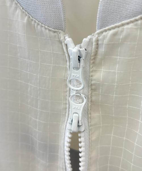 NIKE（ナイキ）NIKE (ナイキ) NIKE　ナイロンボンバージャケット ホワイト サイズ:Ｍの古着・服飾アイテム
