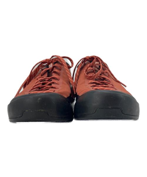 ARC'TERYX（アークテリクス）ARC'TERYX (アークテリクス) ARC'TERYX   KONSEAL LT   スニーカー オレンジ サイズ:24.5の古着・服飾アイテム