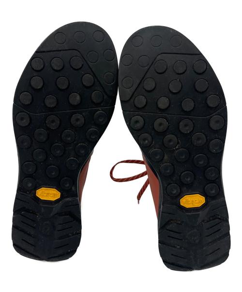 ARC'TERYX（アークテリクス）ARC'TERYX (アークテリクス) ARC'TERYX   KONSEAL LT   スニーカー オレンジ サイズ:24.5の古着・服飾アイテム