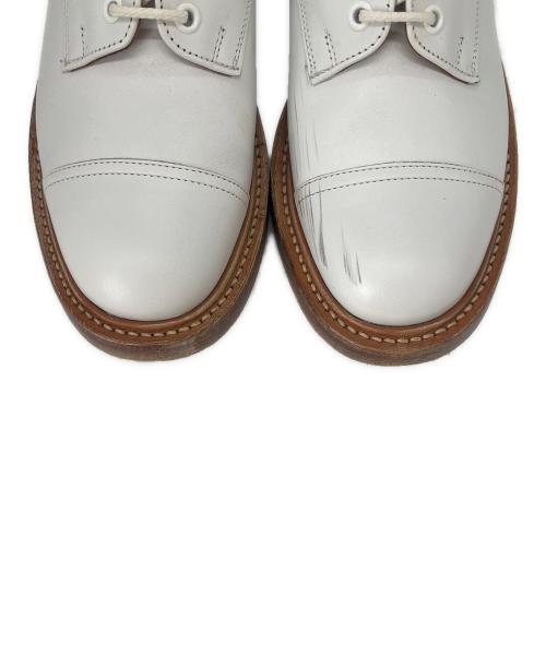 MARGARET HOWELL（マーガレットハウエル）MARGARET HOWELL (マーガレットハウエル) Tricker's (トリッカーズ) MARGARET HOWELL × Tricker's　ストレートチップシューズ ホワイト サイズ:6 1/2の古着・服飾アイテム