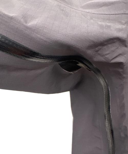 ARC'TERYX（アークテリクス）ARC'TERYX (アークテリクス) ARC'TERYX　ALPHA SL JACKET　ゴアテックスジャケット グレー サイズ:XSの古着・服飾アイテム
