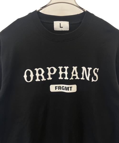 FRAGMENT DESIGN（フラグメントデザイン）FRAGMENT DESIGN (フラグメントデザイン) M.LEAGUE FRAGMENT DESIGN × M.LEAGUE  FRAGMENT ORPHANS  クルーネックスウェット ブラック サイズ:Lの古着・服飾アイテム