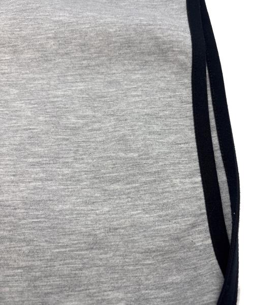 THE NORTH FACE（ザ ノース フェイス）THE NORTH FACE (ザ ノース フェイス) THE NORTH FACE　プルオーバーパーカー グレー サイズ:XLの古着・服飾アイテム