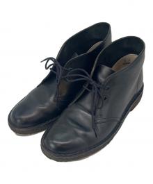 CLARKS（クラークス）の古着「CLARKS　チャッカーブーツ」｜ブラック