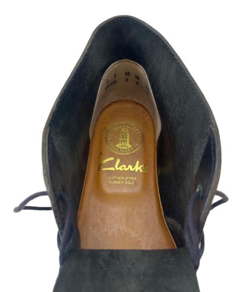 CLARKS（クラークス）CLARKS (クラークス) CLARKS　チャッカーブーツ ブラック サイズ:US8の古着・服飾アイテム