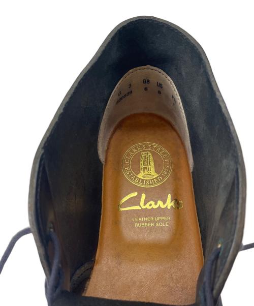 CLARKS（クラークス）CLARKS (クラークス) CLARKS　チャッカーブーツ ブラック サイズ:US8の古着・服飾アイテム