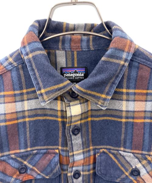Patagonia（パタゴニア）Patagonia (パタゴニア) Patagonia　フランネル シャツ　長袖シャツ ネイビー サイズ:XSの古着・服飾アイテム