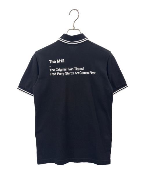 FRED PERRY（フレッドペリー）FRED PERRY (フレッドペリー) ART COMES FIRST (アートカムズファースト) FRED PERRY　ART COMES FIRST　ポロシャツ ブラック サイズ:36の古着・服飾アイテム